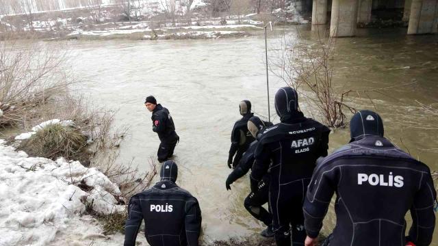 Karasu Nehri’nde kaybolan Yağmur için Murat Nehri’ne de ağ çekildi
